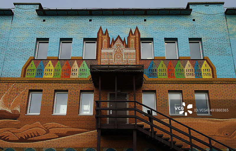 巴伦支堡的彩色房屋图片素材