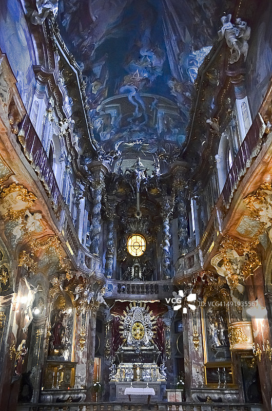 慕尼黑阿萨姆教堂内部巴洛克风格细节图片素材