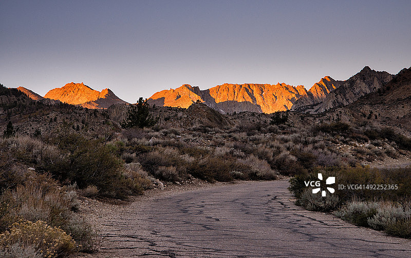 东部内华达山脉的阿尔卑斯霞光图片素材