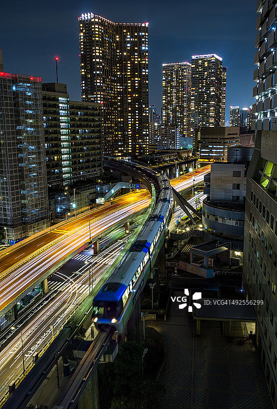 东京单轨电车夜景图片素材