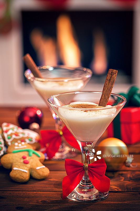 圣诞节的蛋奶酒图片素材