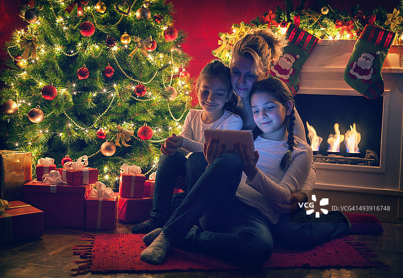 圣诞节夜晚图片素材