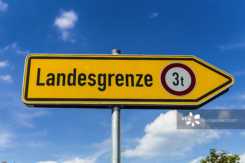 德国巴伐利亚州博格豪森边境标志图片素材