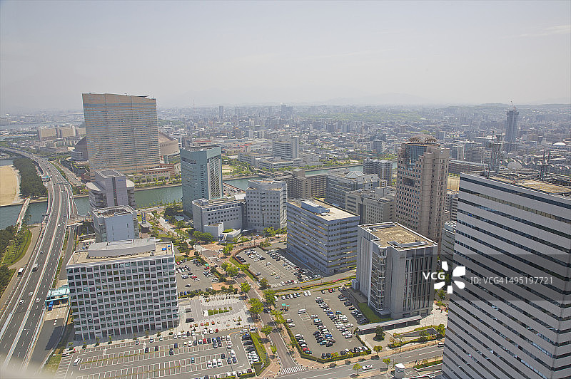 从高处看到的现代城市办公大楼图片素材