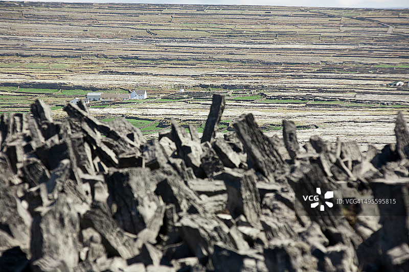 贫瘠的岩石景观图片素材
