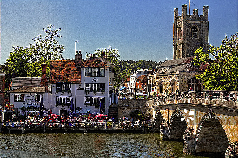 泰晤士河畔亨利图片素材