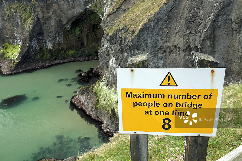 卡里克索桥警告图片素材