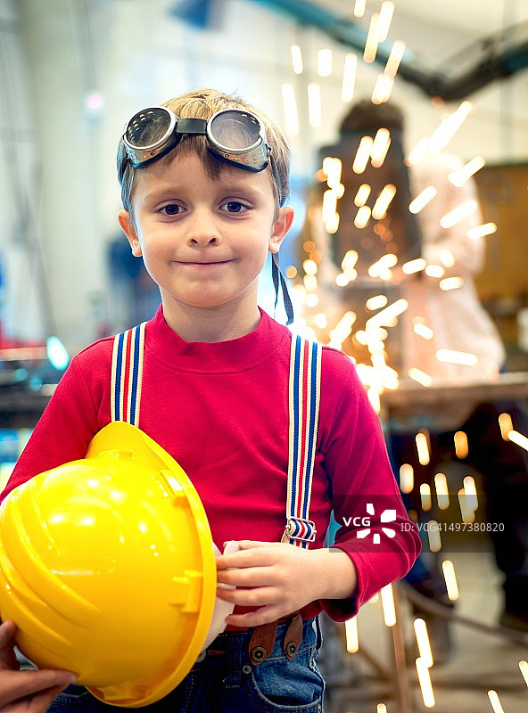 木工行业的小工人图片素材