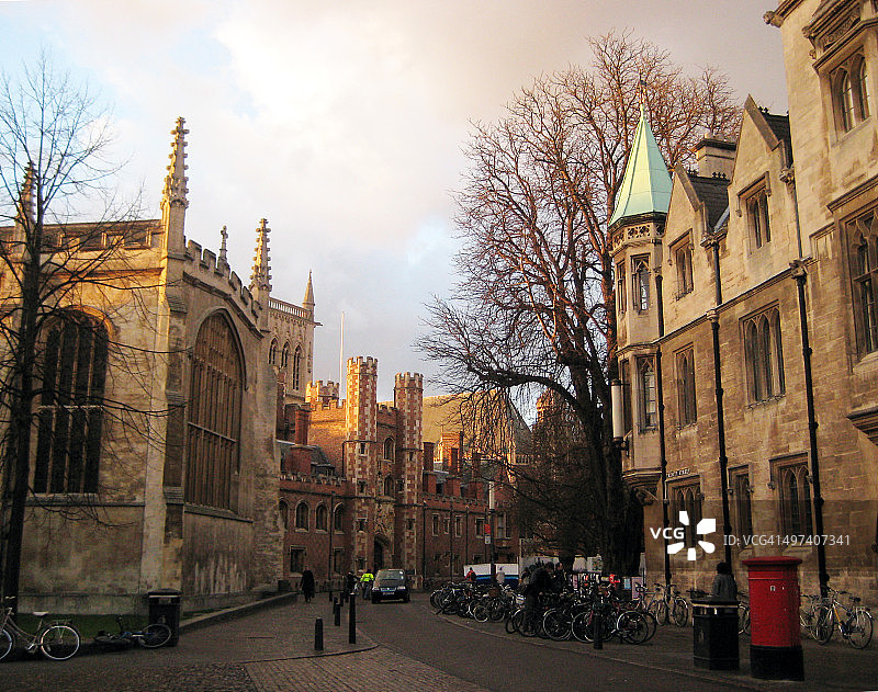 剑桥圣三一街图片素材