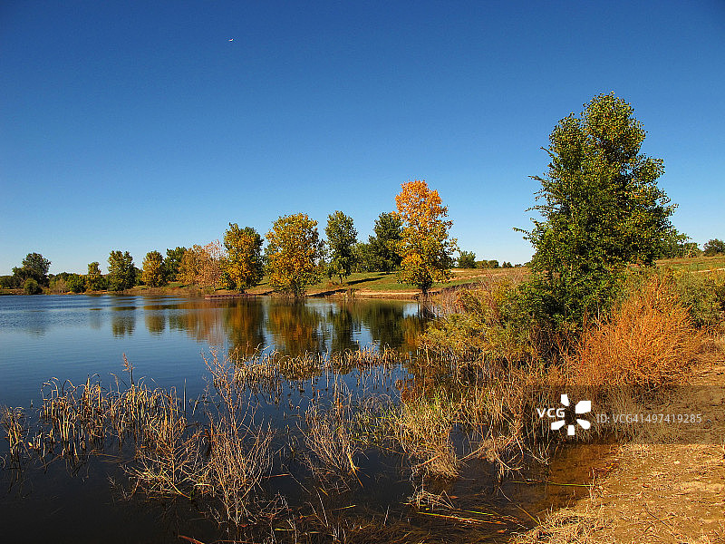 无名湖图片素材