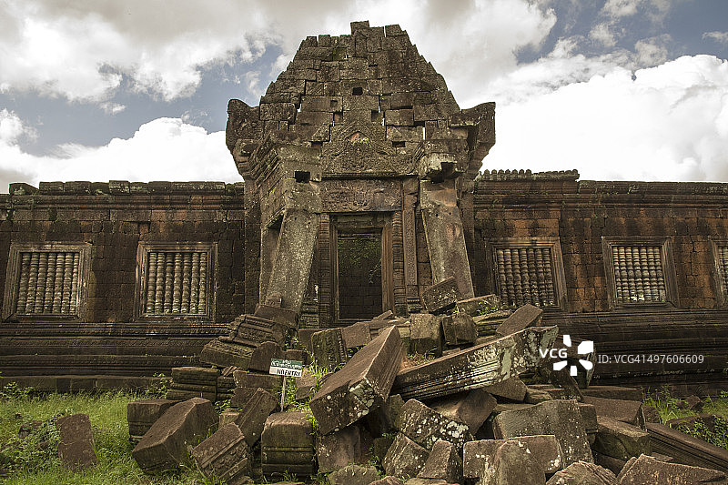 瓦普寺高棉寺庙群废墟图片素材