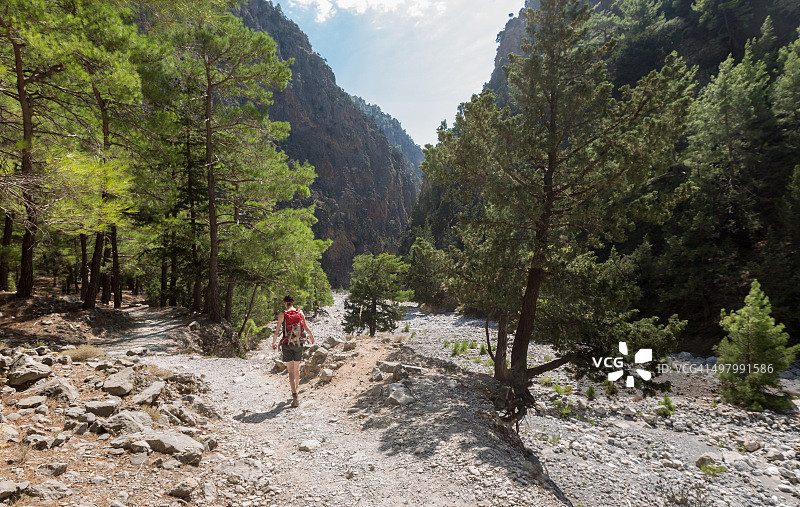 克里特岛萨马利亚峡谷小路图片素材