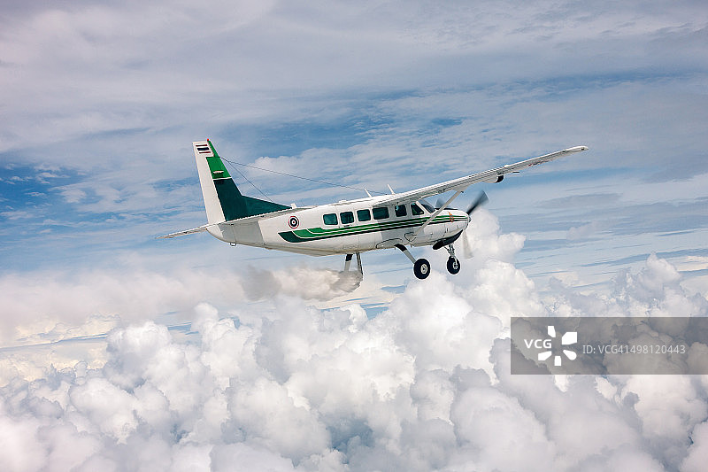 人造雨图片素材