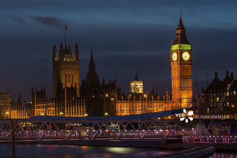 蓝色时刻的大本钟图片素材