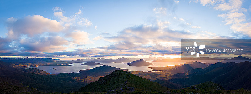 佩德湖日落图片素材