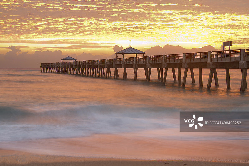 佛罗里达州朱庇特码头的日出图片素材