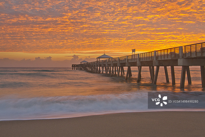 佛罗里达州朱庇特码头的日出图片素材