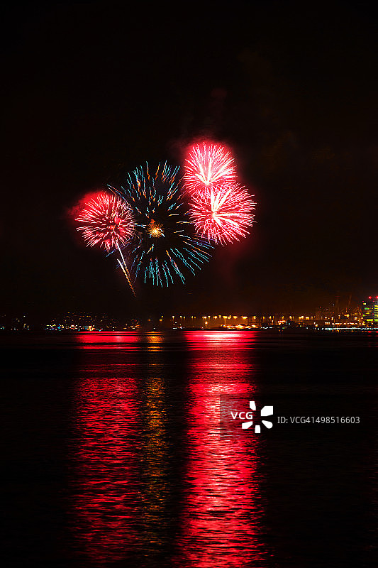 金斯敦市中心烟花图片素材