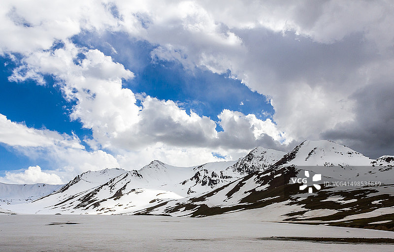 吉尔吉斯斯坦风光图片素材