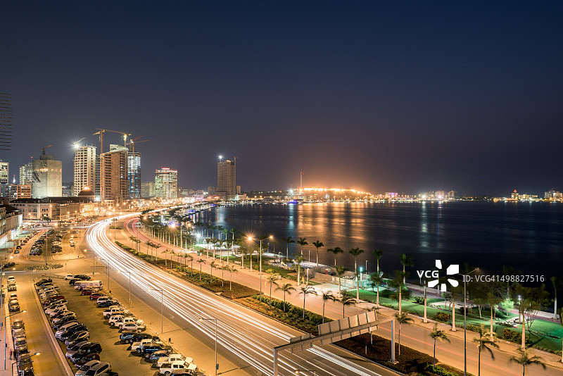 罗安达湾和二月四日大道图片素材