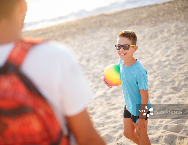沙滩足球图片素材
