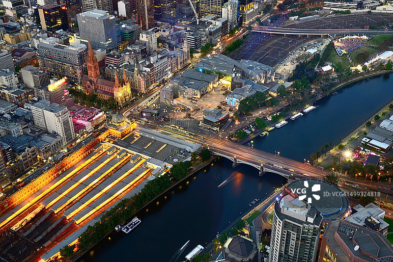 航拍雅拉河与墨尔本市图片素材