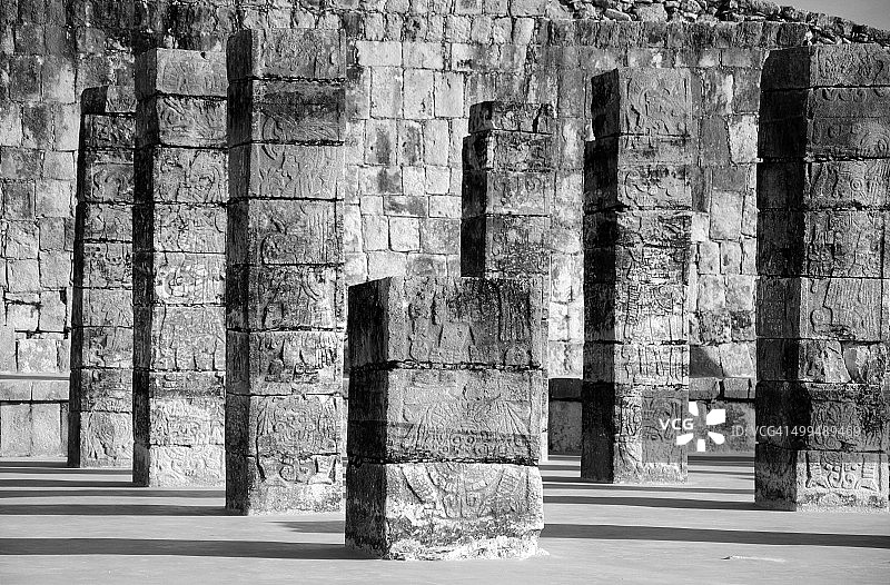 奇琴伊察玛雅武士石柱图片素材