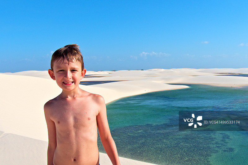 伦索伊斯国家公园里的男孩图片素材