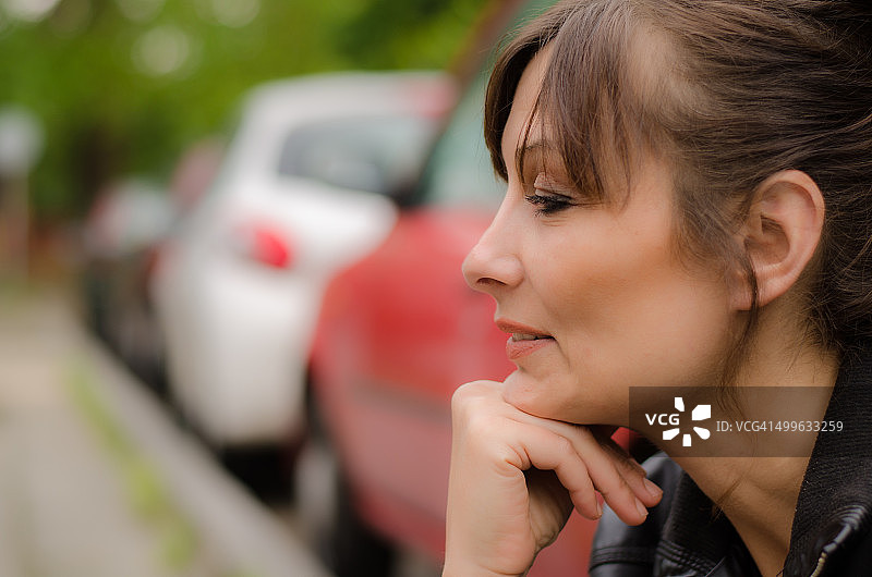 女人的侧面轮廓图片素材