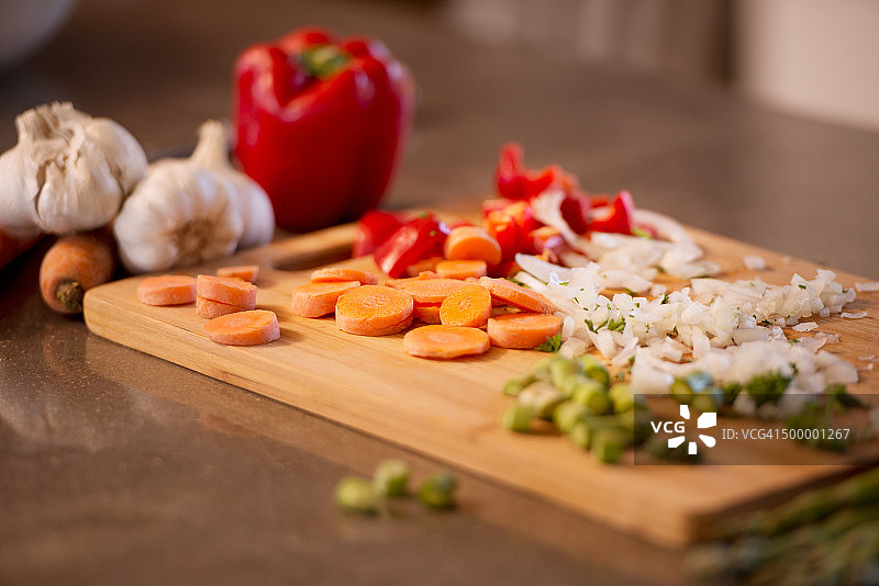 美味汤羹所需的一切食材图片素材