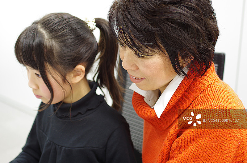 弹键盘图片素材