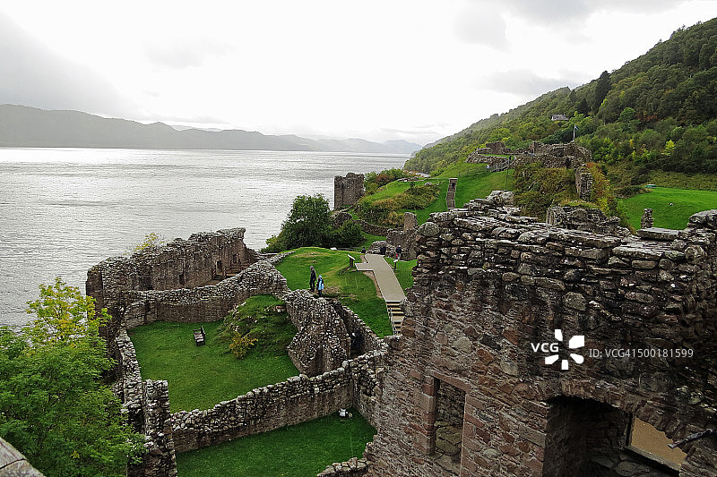 厄克特城堡的雨天图片素材