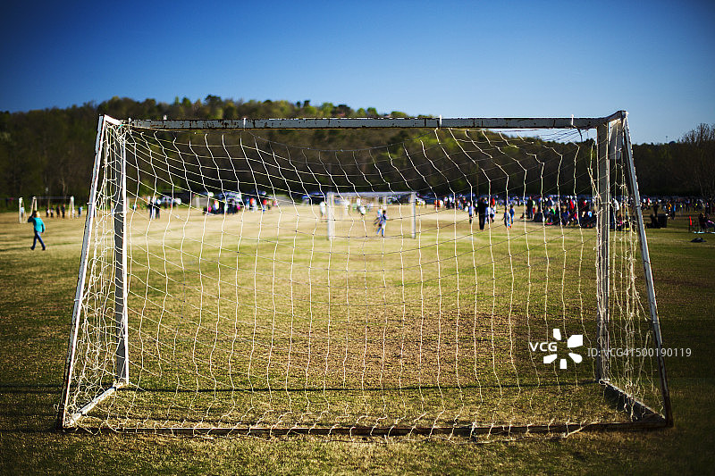 足球场上空荡荡的球门图片素材