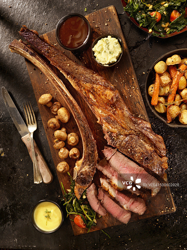 斧头牛排，极致美味图片素材