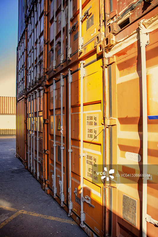 货运集装箱，多式联运集装箱图片素材