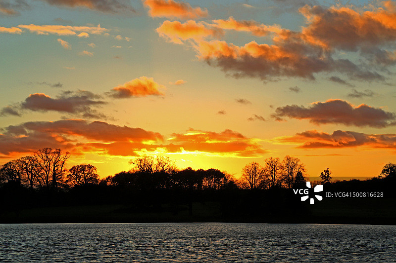 布利克林日落图片素材