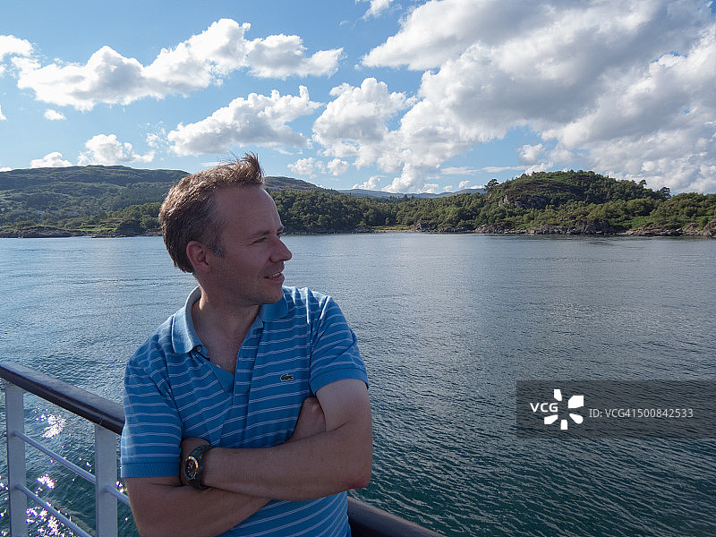 从渡轮上看到的景色图片素材