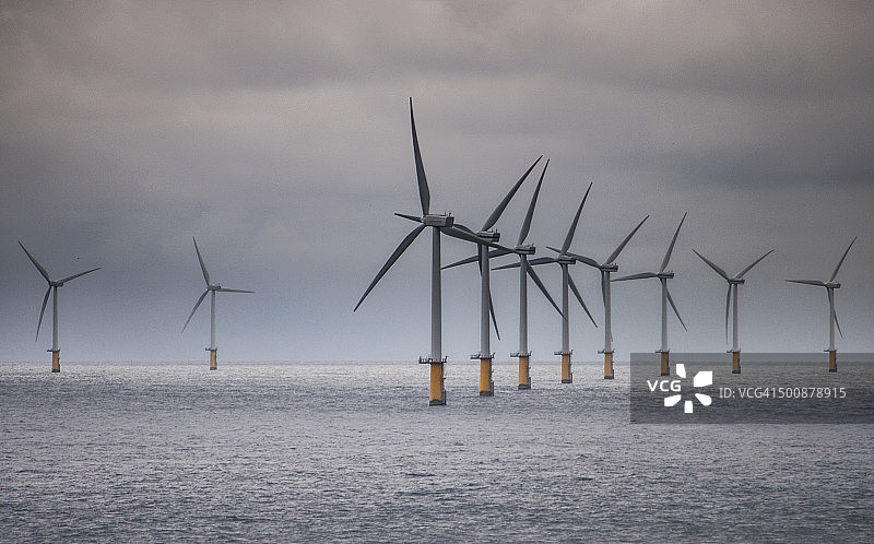 北海海上风力发电场图片素材