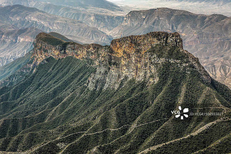 戈尔达山脉（克雷塔罗高原）图片素材