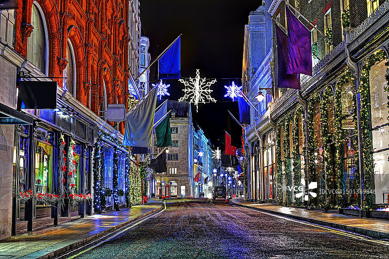 夜晚的老邦德街上的圣诞节图片素材