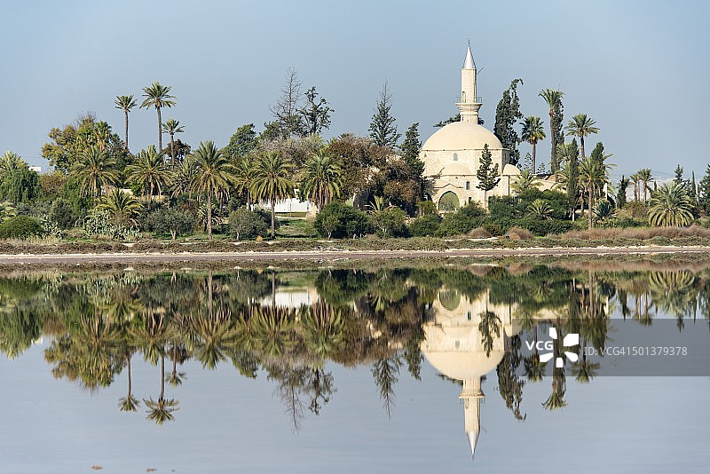 拉纳卡盐湖的哈拉苏丹清真寺，塞浦路斯图片素材
