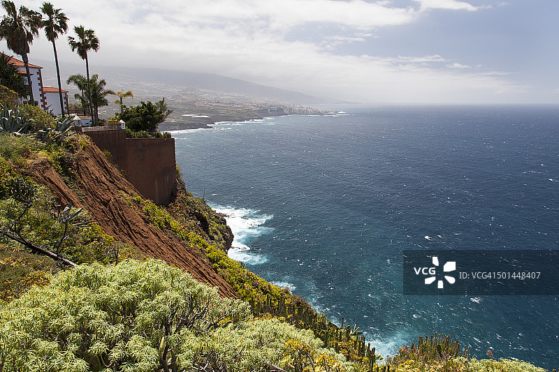 特内里费岛北部海岸与克鲁兹港图片素材