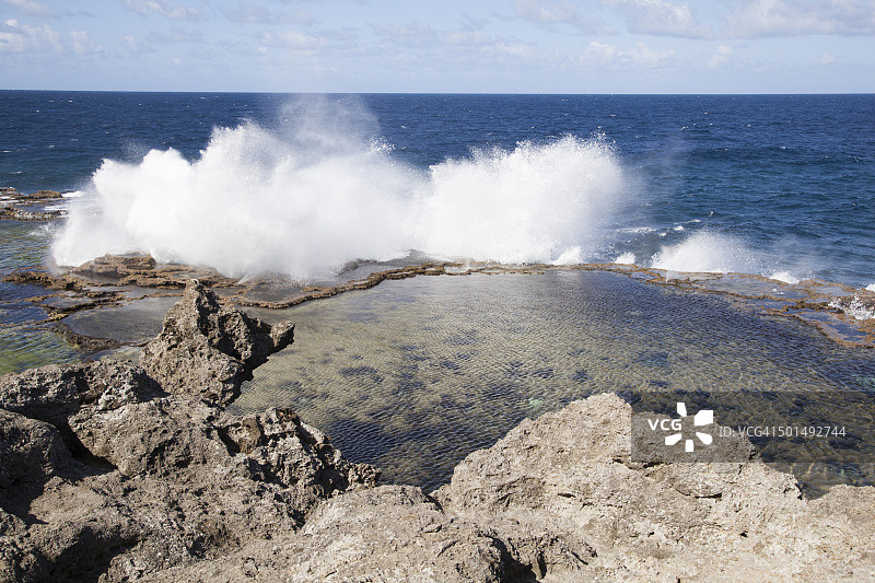 汤加的喷水孔图片素材