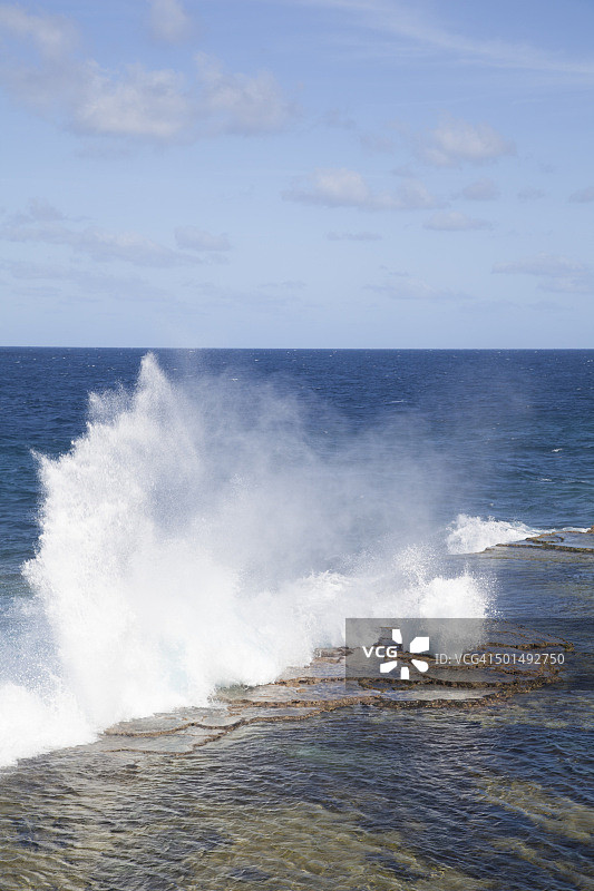 汤加的喷水孔图片素材