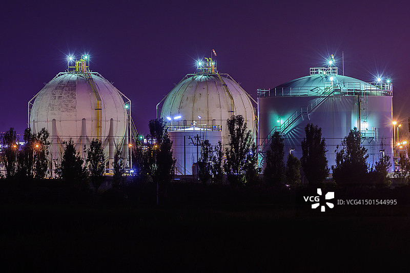 石油和天然气储罐图片素材