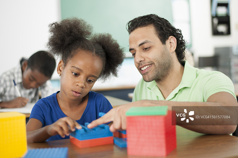 学生学习数学图片素材