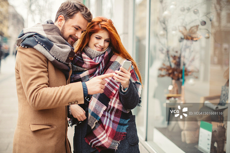 漫步街头图片素材