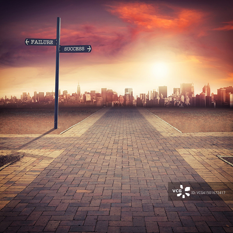 失败与成功相遇的时刻图片素材