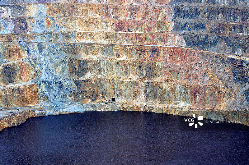 里奥廷托矿区：阿塔拉亚矿坑图片素材