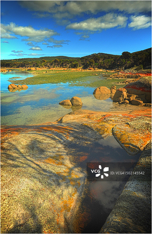 塔斯马尼亚弗林德斯岛东北河河口的低潮图片素材